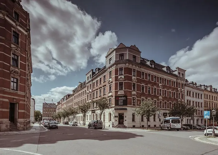 Alexxanders & Boardinghouse, Restaurant