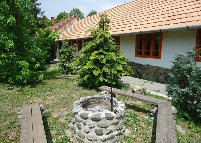 Cserhat Guesthouse
