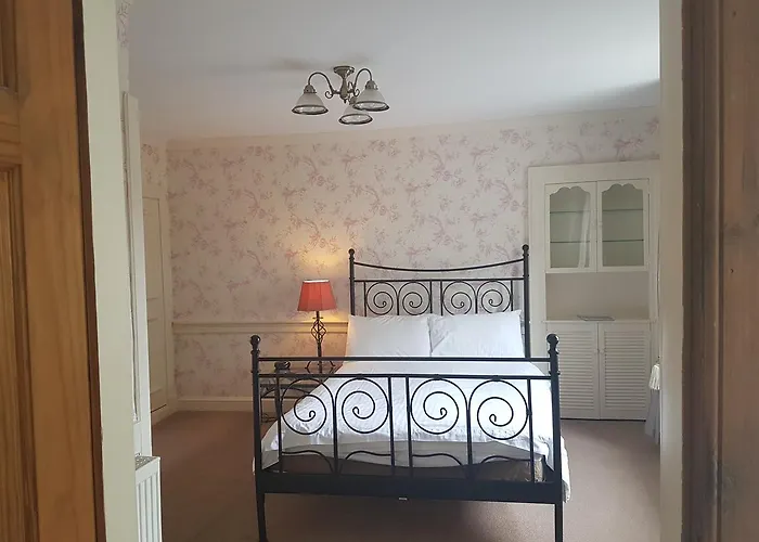 Plough Hotel