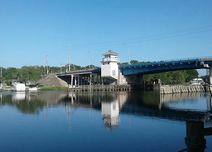Big River Marina & Lodge