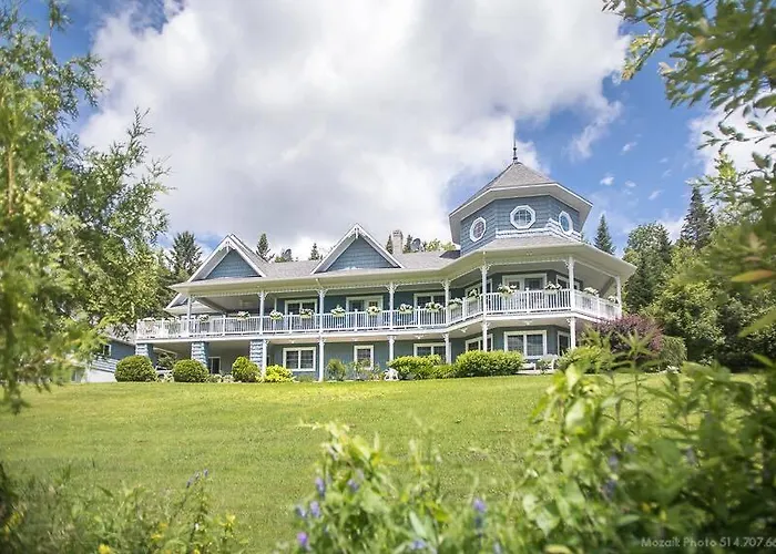 La Maison Bleue du Lac Wallace