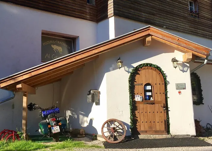 Hostel Weisses Rössl