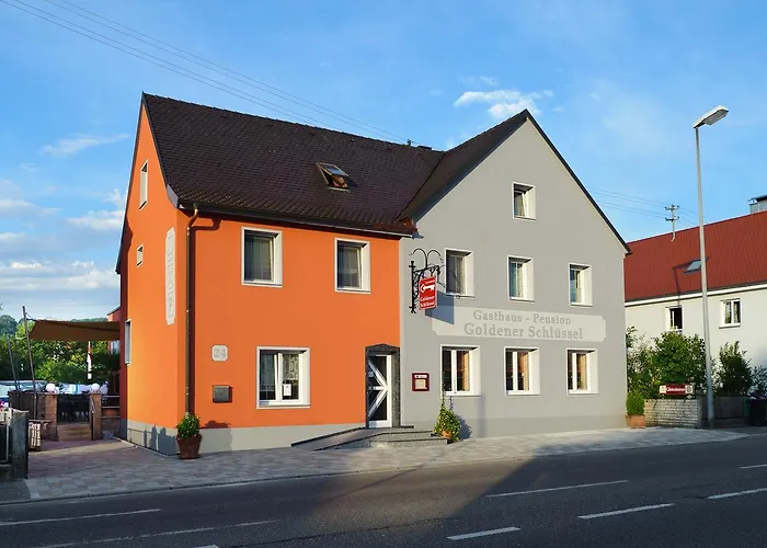 Goldener Schlüssel mit Gästehaus Sina