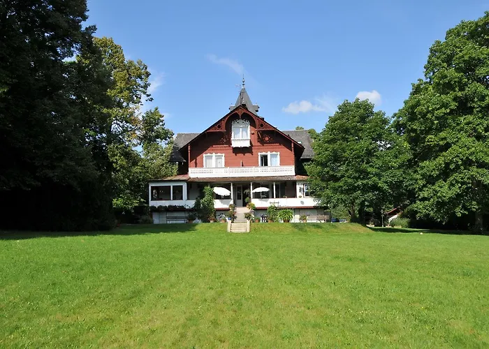 Jagdschloss Fahrenbühl Hotel Garni