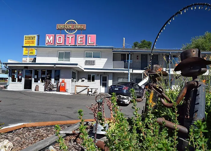 Oregon Trail Motel And Restaurant