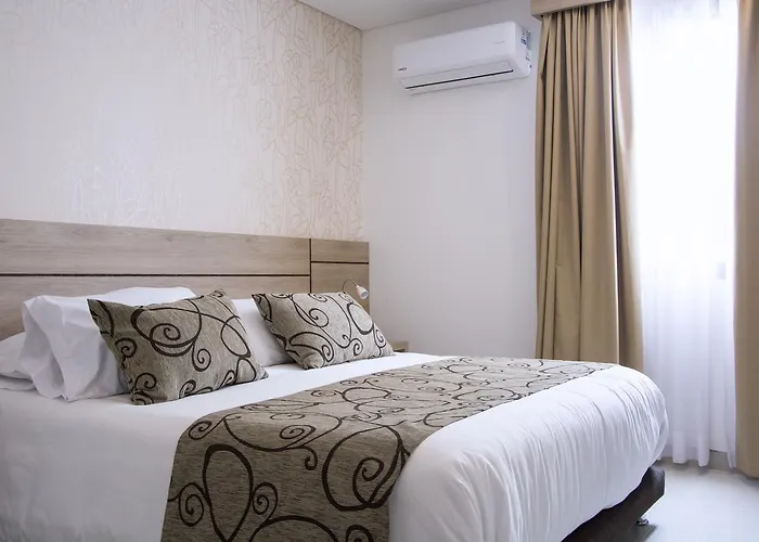 Hotel Arawak Plaza