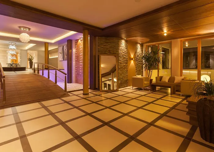 Hotel Kronblick Chienes