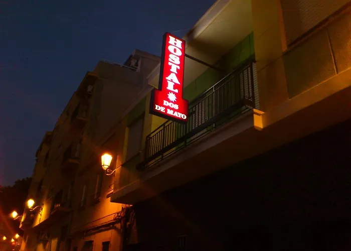 Hostal Dos De Mayo