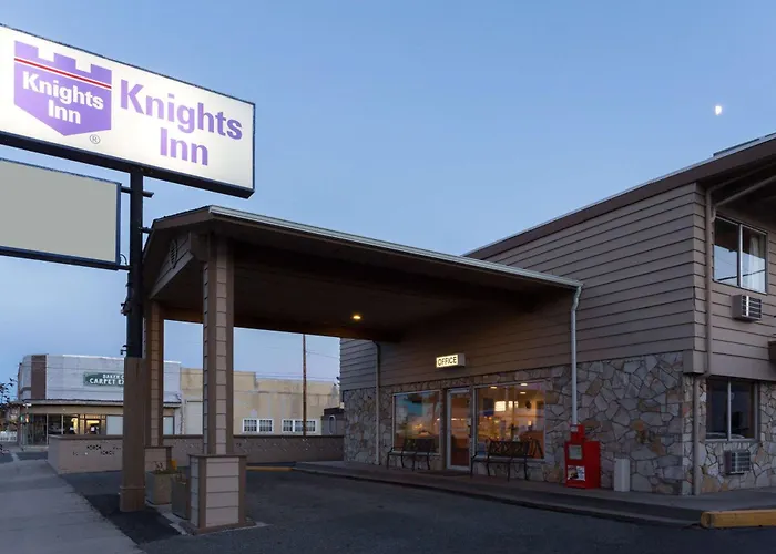 Knights Inn - Baker City