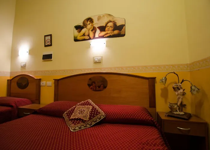 Hotel Cherubini