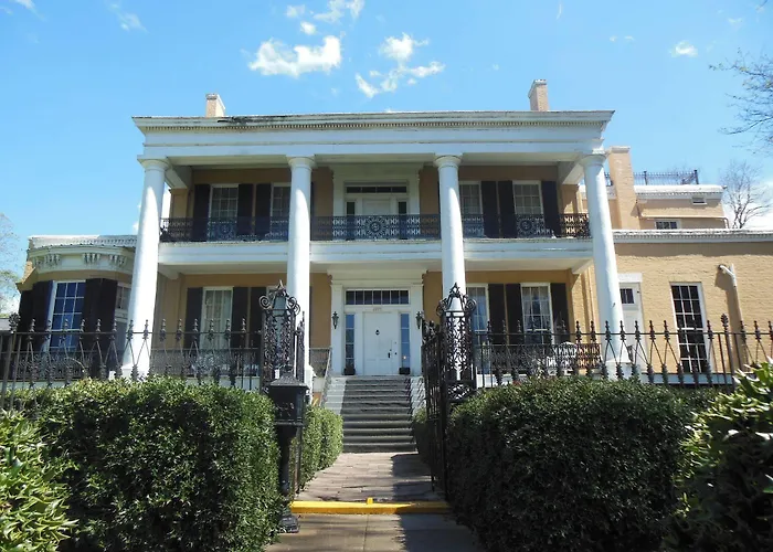 Inn At Cedar Grove