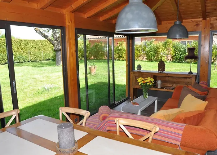 B&B La Cerisaie Francheleins