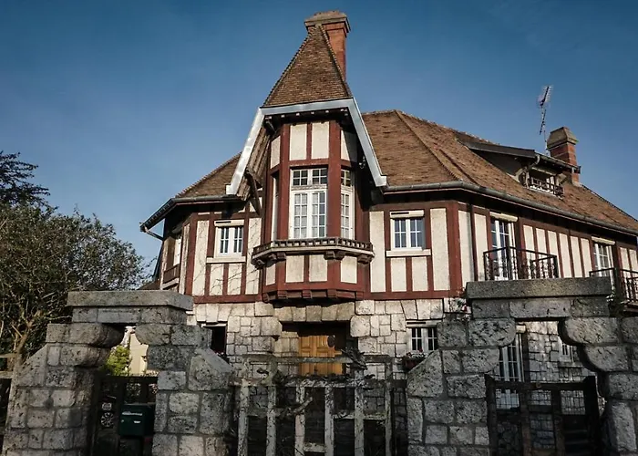 Chambres d'hôtes Apakabar Homestay - parking privé, Netflix, ambiance balinaise, borne de recharge