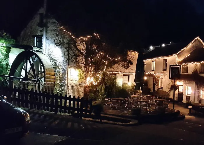Crumplehorn Inn & Mill