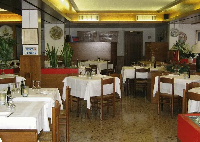 Hotel Corone Caerano Di San Marco