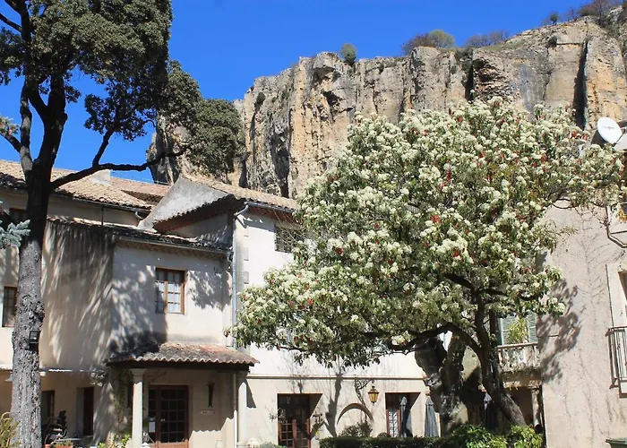 Hotel Le Manoir à Mornas