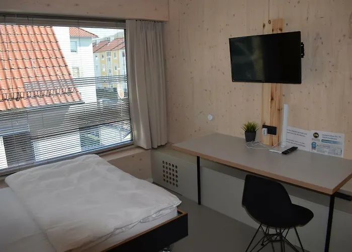 Studios Warum Ins