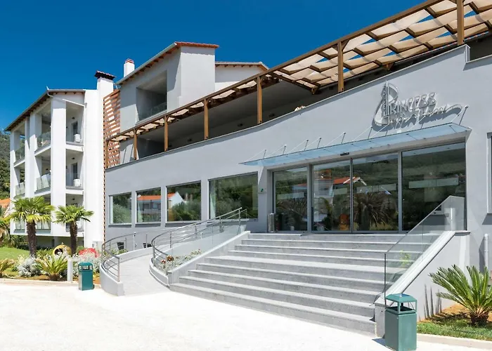 Princess Golden Beach Hotel