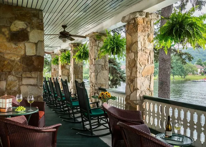 Lake Pointe Inn