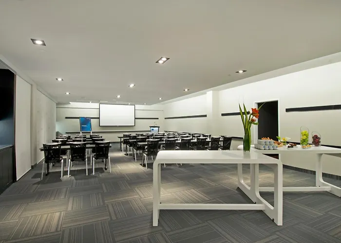 Novotel Center