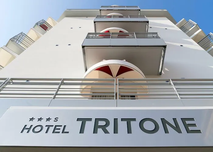 Hotel Tritone