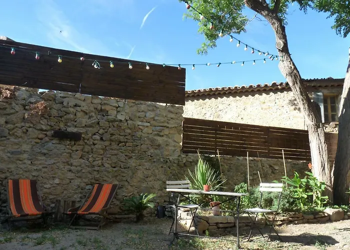 Chez Lola