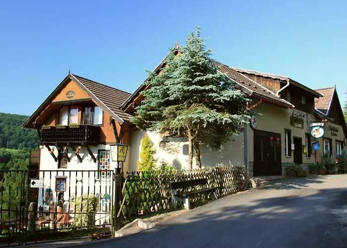 Cafe Und Pension Theodor Fontane