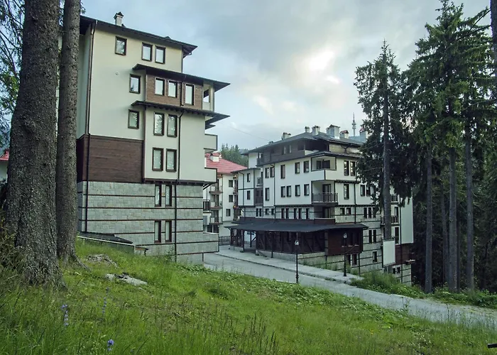 Green Life Family Apartments Pamporovo