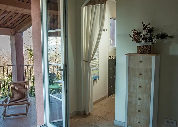 Bed&breakfast La Maison De Nathalie Les Mayons