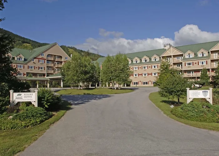 Grand Summit Hotel