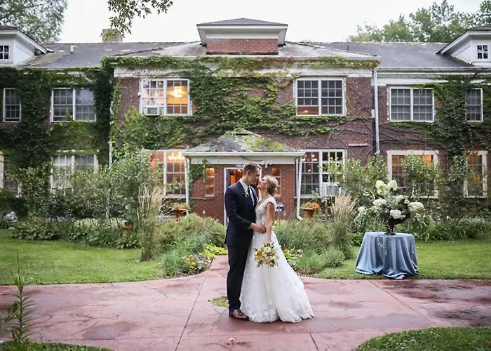 The Outing Lodge