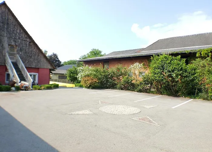 Pension Arkadenhof