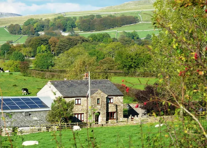 Nutstile Farm Bed And Breakfast