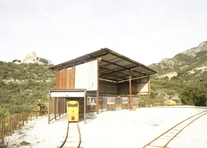 Student'S Hostel Gowett