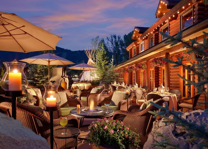 Rustic Inn Creekside