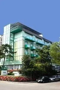 Hotel Soraya & Apartments Lignano Sabbiadoro