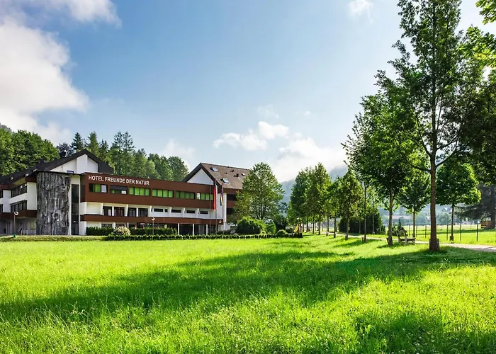 Seminar-&Sporthotel Freunde Der