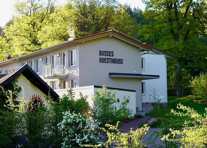Busses Guesthouse