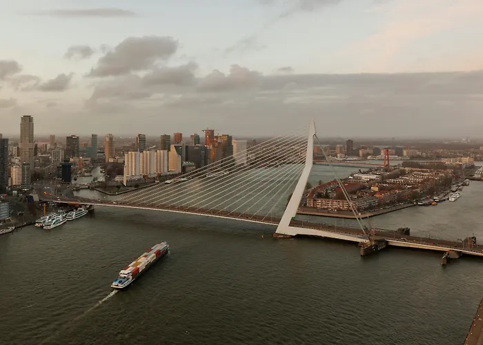 Easyhotel Rotterdam City Centre